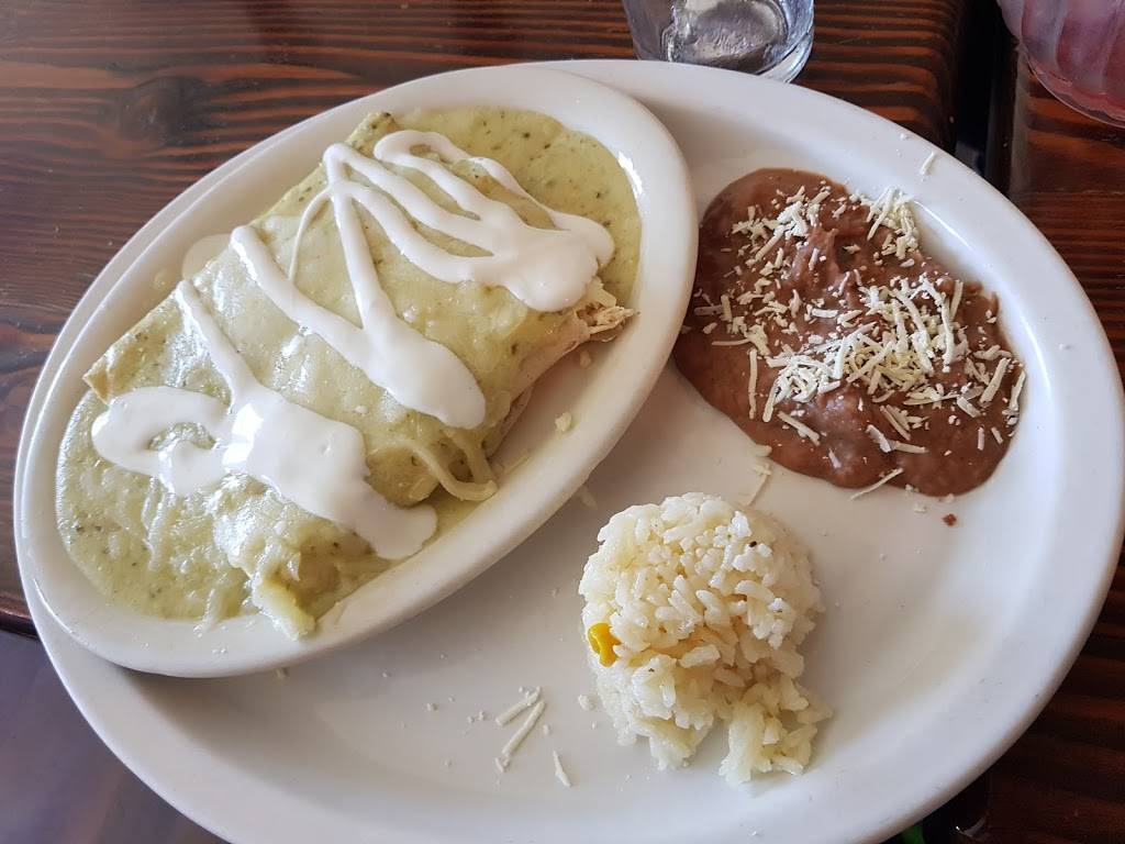 La Peña de losa Restaurante | restaurant | Libertad #201, Pliego, 21400 Tecate, B.C., Mexico | 016656557648 OR +52 665 655 7648