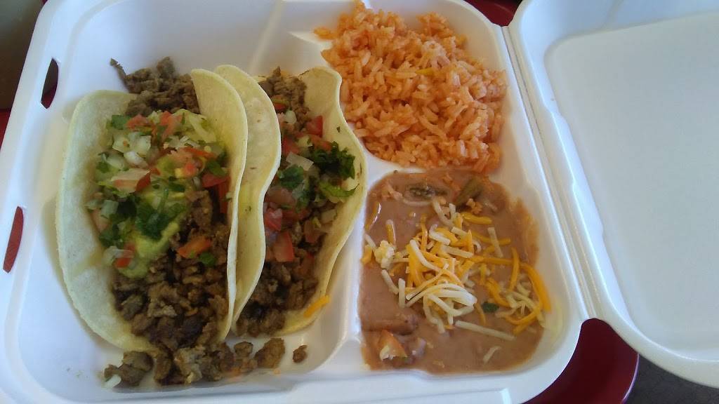Papa Chevos Taco Shop | restaurant | 4902 S Val Vista Dr #105, Gilbert, AZ 85298, USA | 4807261532 OR +1 480-726-1532