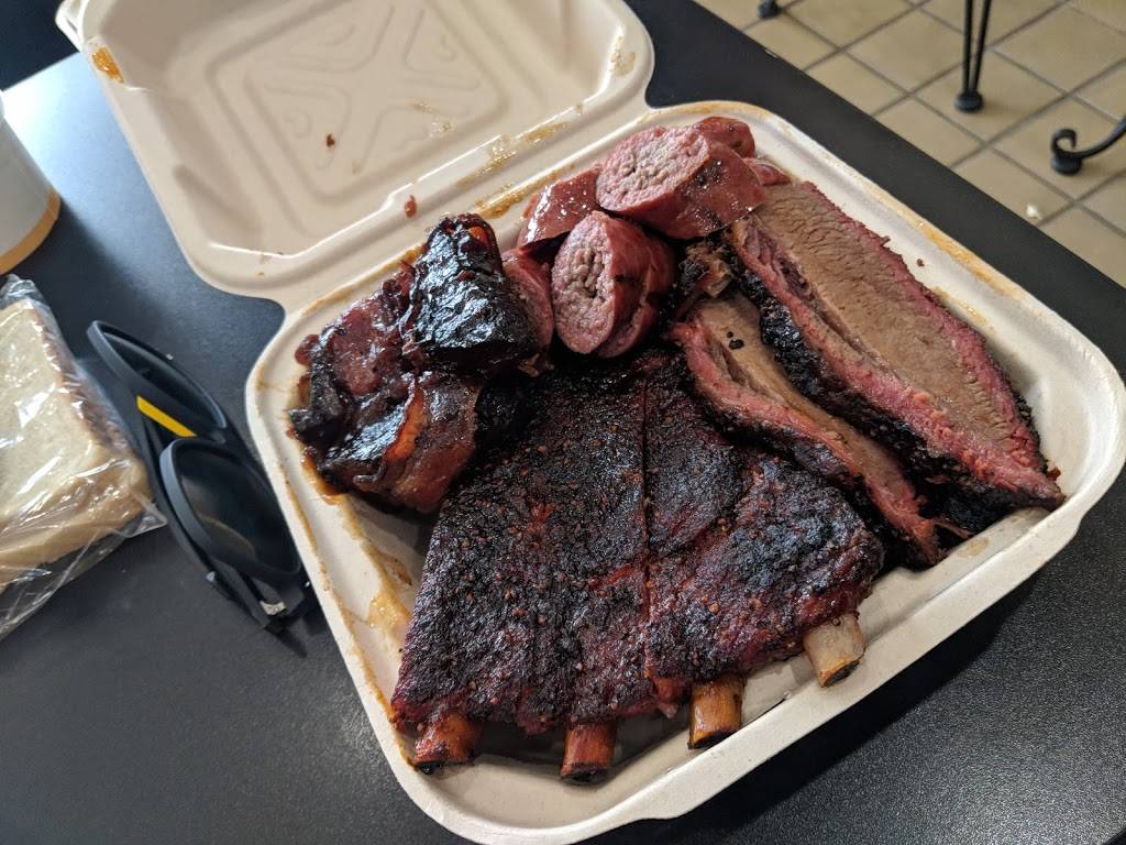 BR BBQ | restaurant | 995 Oliver Rd, Fairfield, CA 94534, USA | 7074222266 OR +1 707-422-2266