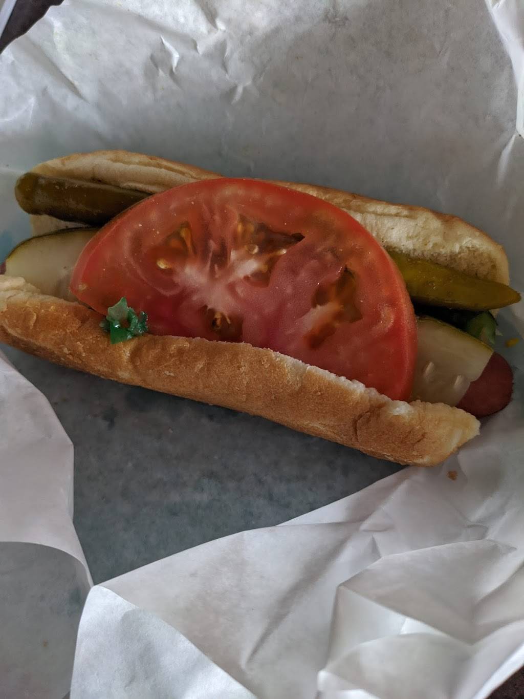 Johnnys Red Hots & Gyros | restaurant | 16651 S 80th Ave, Tinley Park, IL 60477, USA | 7086208501 OR +1 708-620-8501