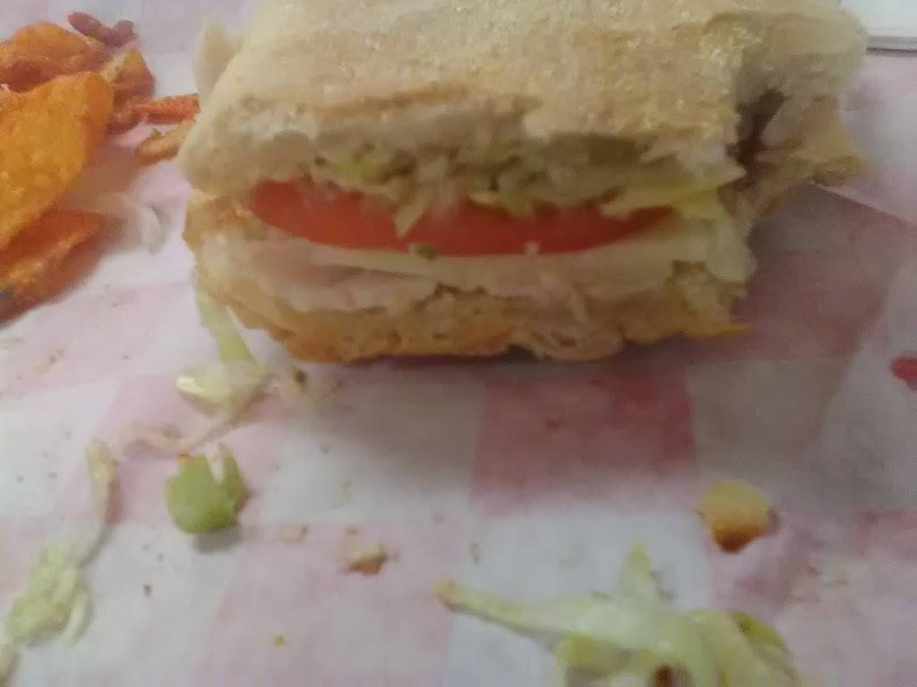 Hotrods Sub Shop | meal takeaway | 2748, 2923 E State St, Hermitage, PA 16148, USA | 7243466420 OR +1 724-346-6420