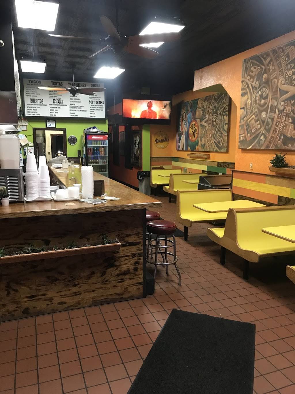 Raymonds Tacos no.3 | restaurant | 3638 W Fullerton Ave, Chicago, IL 60647, USA | 7732788022 OR +1 773-278-8022