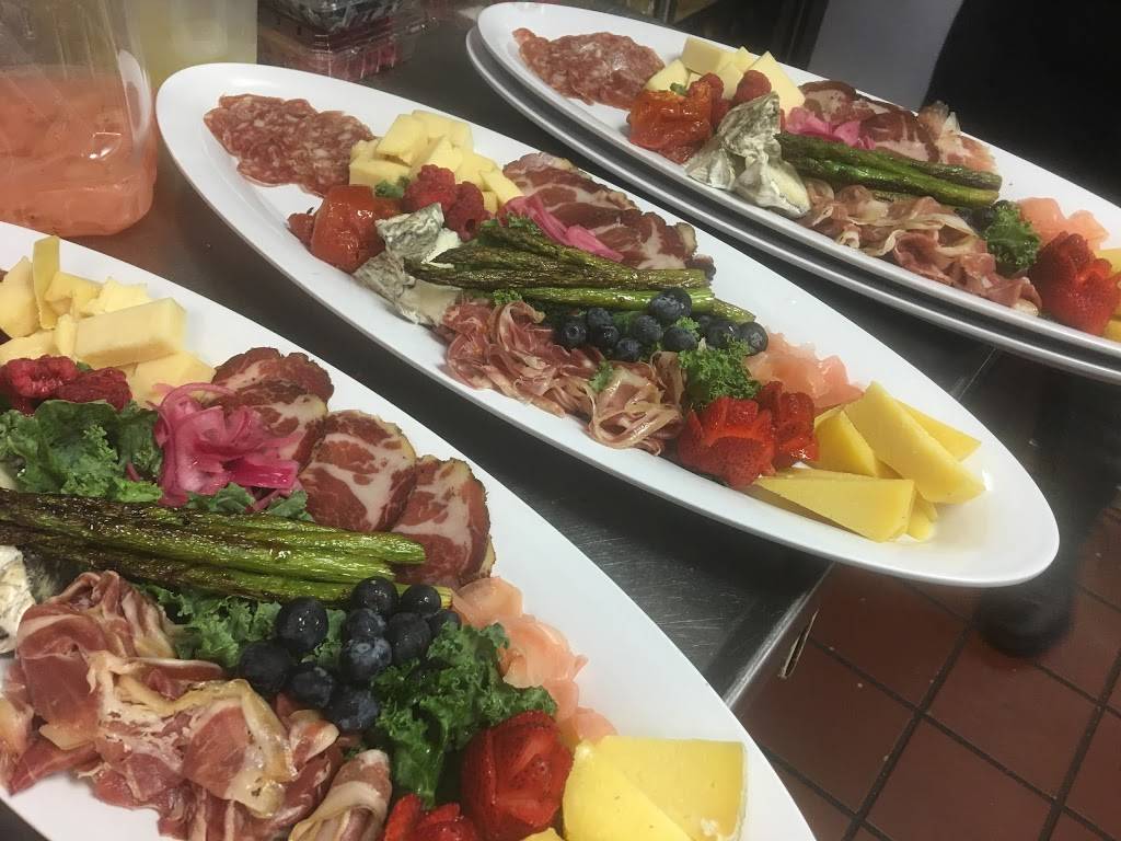 Establishment | night club | 1197 Peachtree St NE Suite 517, Atlanta, GA 30305, USA | 4043475291 OR +1 404-347-5291