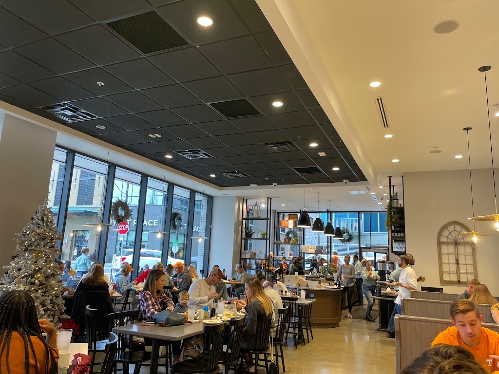 The Pancake Pantry - Nashville | restaurant | 220 Molloy St, Nashville, TN 37201, USA | 6153839026 OR +1 615-383-9026