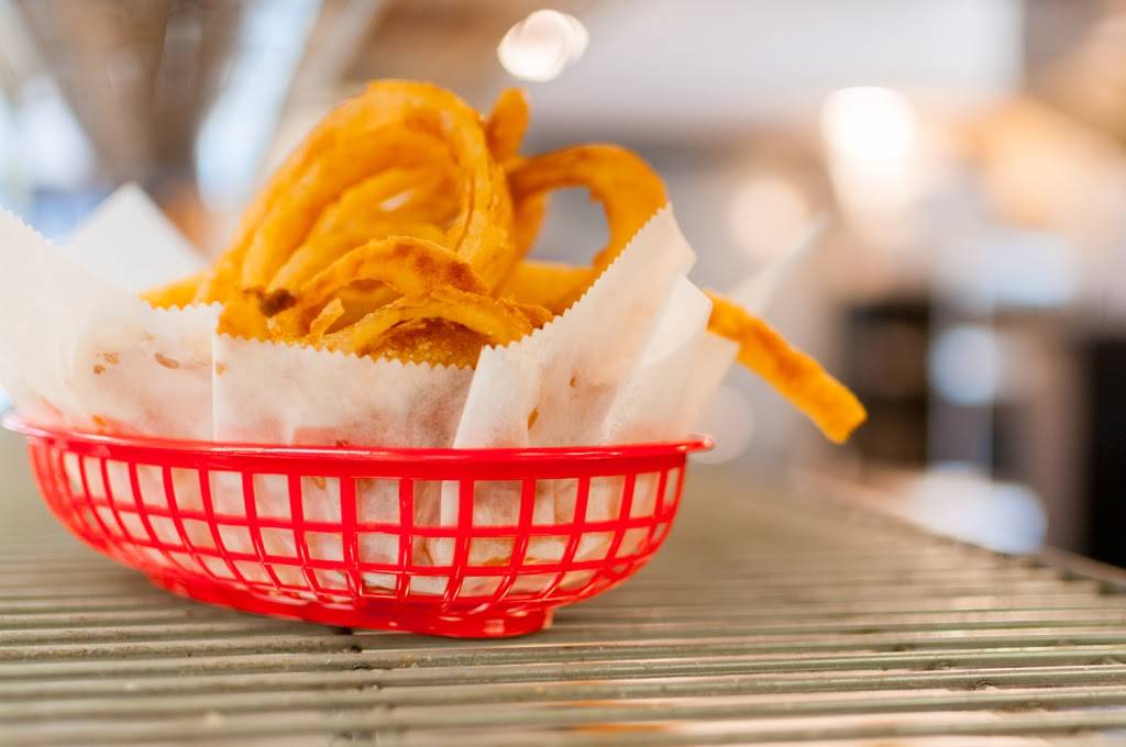 Lenas Subs & Seafood | restaurant | 838 Lafayette Rd, Hampton, NH 03842, USA | 6039262505 OR +1 603-926-2505