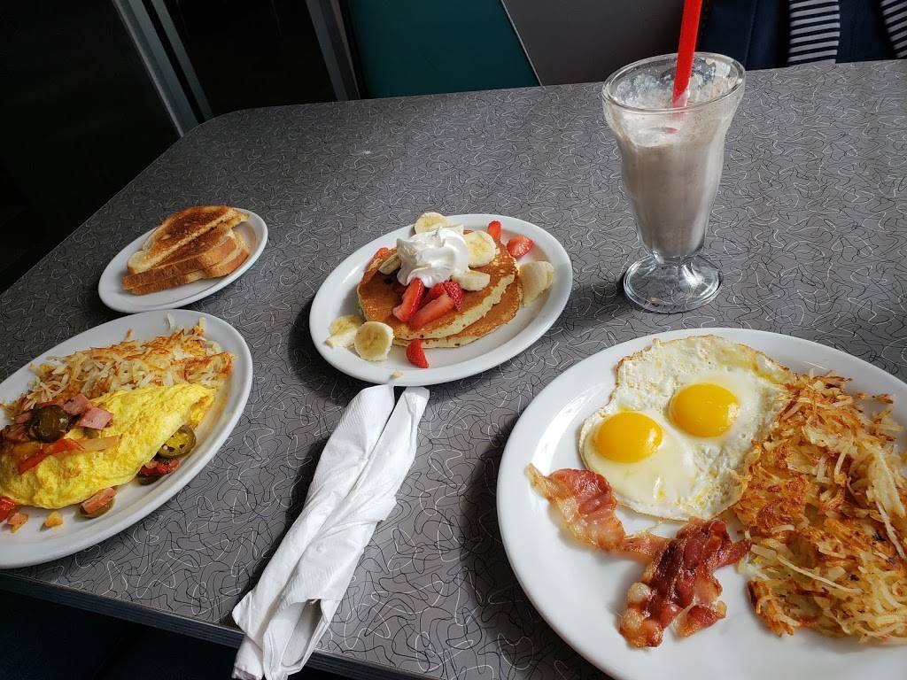 Dennys | restaurant | 1601 N Interstate Hwy 35, Austin, TX 78702, USA | 5124998700 OR +1 512-499-8700