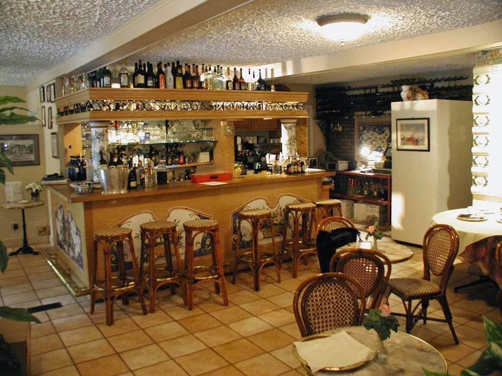 Le Fontane | restaurant | 137 NY-100, Katonah, NY 10536, USA | 9142329619 OR +1 914-232-9619