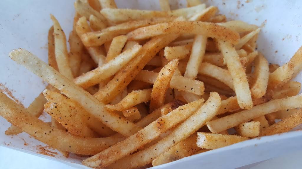 Submarine Tender | meal takeaway | 200 Desplaines Ave, Forest Park, IL 60130, USA | 7083664690 OR +1 708-366-4690