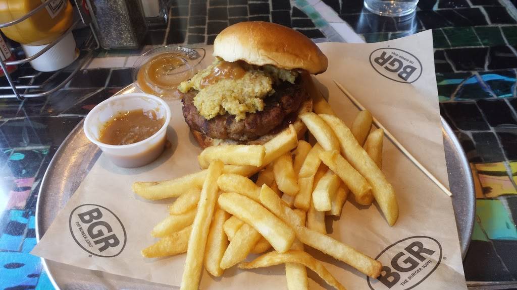 BGR The Burger Joint | restaurant | 4827 Fairmont Ave, Bethesda, MD 20814, USA | 2407434546 OR +1 240-743-4546