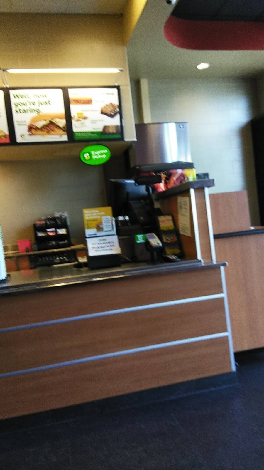 Subway Restaurants | restaurant | 1301 Rosecrans Ave #104, Compton, CA 90221, USA | 3106398363 OR +1 310-639-8363