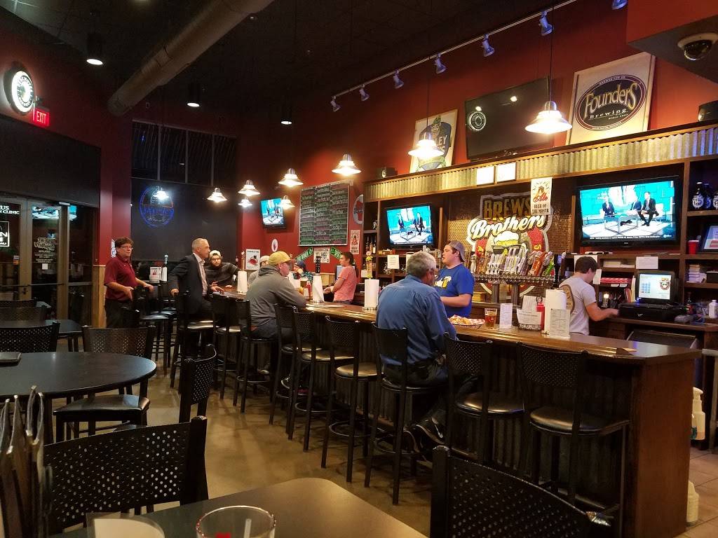 Brews Brothers Pub | restaurant | 4107 Barbican Ave #250, Weston, WI 54476, USA | 7152982231 OR +1 715-298-2231
