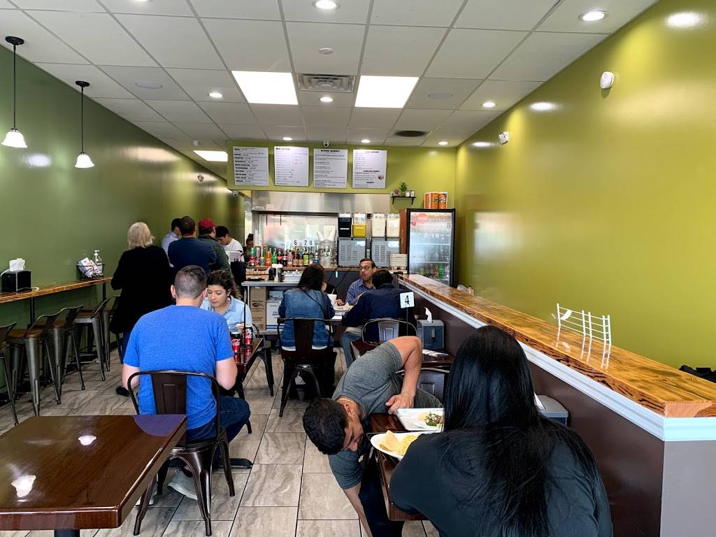 Taqueria Las Cazuelas | restaurant | 10360 E Colonial Dr Ste 118, Orlando, FL 32817, USA | 4079307632 OR +1 407-930-7632