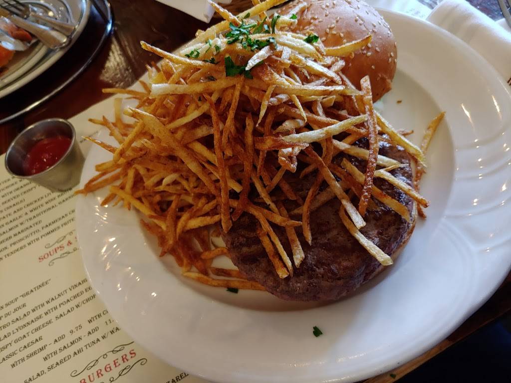 Miramar Bistro | restaurant | 301 Waukegan Ave, Highwood, IL 60040, USA | 8474331078 OR +1 847-433-1078