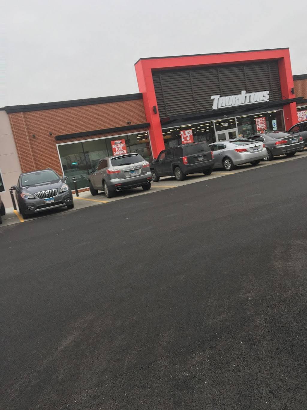 Thorntons | bakery | 14840 S Western Ave, Posen, IL 60469, USA | 7082391447 OR +1 708-239-1447