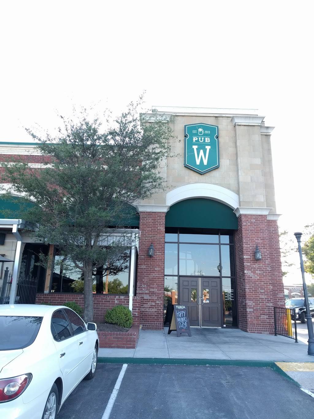 Pub W | restaurant | 3720 W Robinson St, Norman, OK 73072, USA | 4057015844 OR +1 405-701-5844