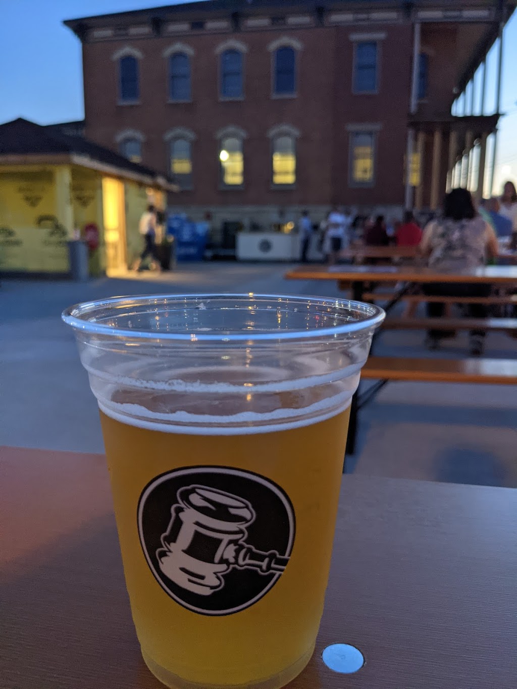 The Vogt House by Banging Gavel Brews | restaurant | 17400 Oak Park Ave, Tinley Park, IL 60477, USA | 7084078263 OR +1 708-407-8263