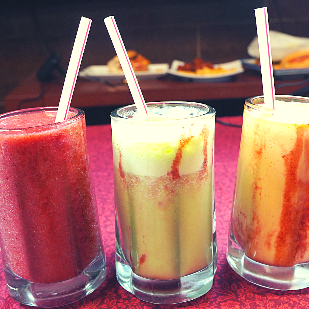 Subtastic | restaurant | 7737 Wyoming Ave, Dearborn, MI 48126, USA | 3137724000 OR +1 313-772-4000