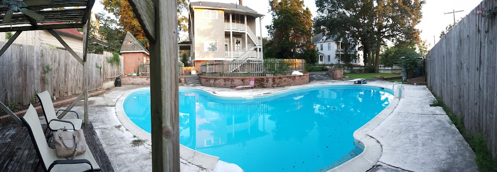 Laurel Manor Bed & Breakfast | restaurant | 212 Linton Ave, Natchez, MS 39120, USA | 8005080589 OR +1 800-508-0589