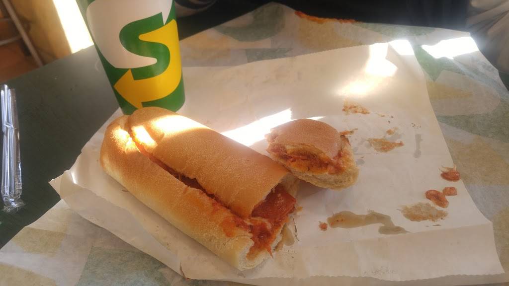 Subway | restaurant | 5550 Lawrence Ave E, Scarborough, ON M1C 3B2, Canada | 6473456757 OR +1 647-345-6757