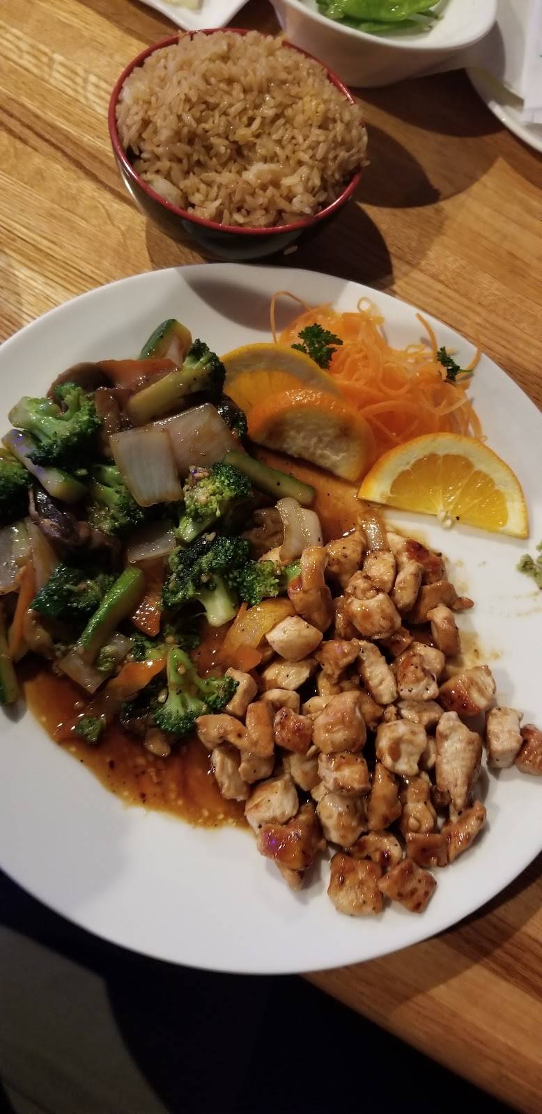 Ginza Sushi Hibachi | restaurant | 8635 Blanding Blvd Ste 201, Jacksonville, FL 32244, USA | 9042038888 OR +1 904-203-8888