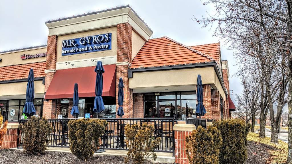 Mr. Gyros Greek Food & Pastries | restaurant | 11707 Roe Ave, Leawood, KS 66211, USA | 9134694141 OR +1 913-469-4141