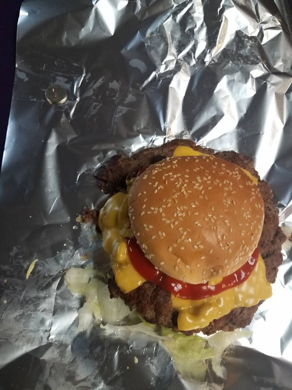 New World Restaurant | restaurant | 7927 Kinsman Rd, Cleveland, OH 44104, USA | 2169385261 OR +1 216-938-5261