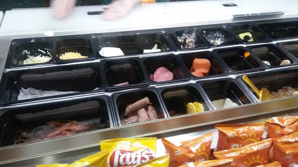 Subway | restaurant | 50 N Market Street, Box 69, Elizabethville, PA 17023, USA | 7173623986 OR +1 717-362-3986