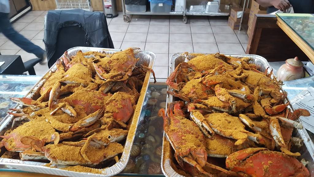 MARCOS CRAB SHACK INC | restaurant | 711 North Pine Hills Road, 4077303303, Orlando, FL 32808, USA | 4077309875 OR +1 407-730-9875