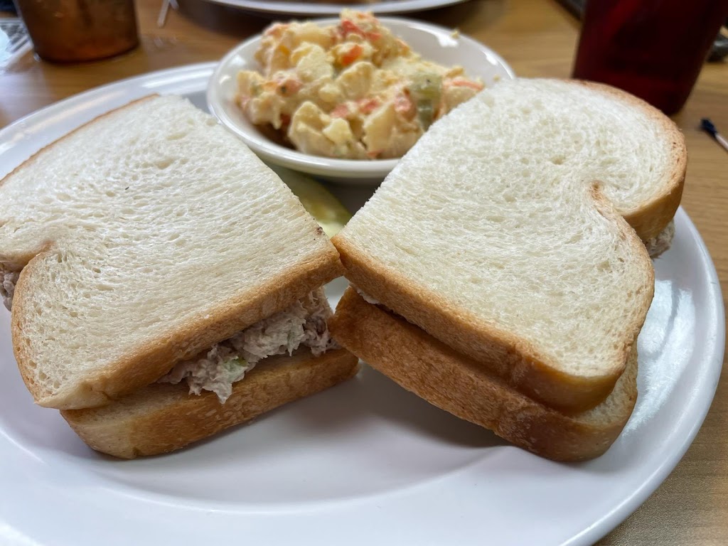 Two Brothers NY Bagels | restaurant | 8735 Stirling Rd, Cooper City, FL 33328, USA | 9544347555 OR +1 954-434-7555