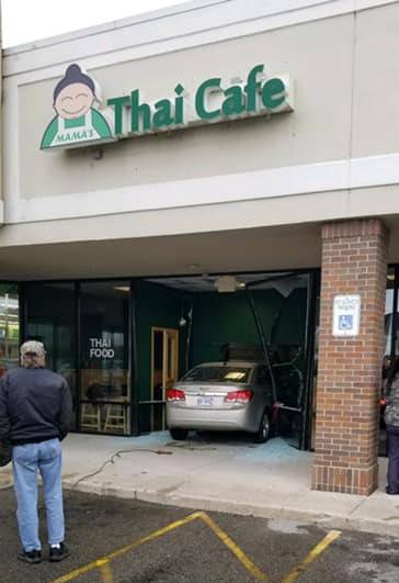 Mamas Thai Cafe | restaurant | 562 N Beacon Blvd, Grand Haven, MI 49417, USA | 6166077368 OR +1 616-607-7368