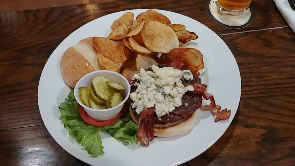 Memories Food & Spirits | restaurant | 3539 Broadway, Grove City, OH 43123, USA | 6148751074 OR +1 614-875-1074