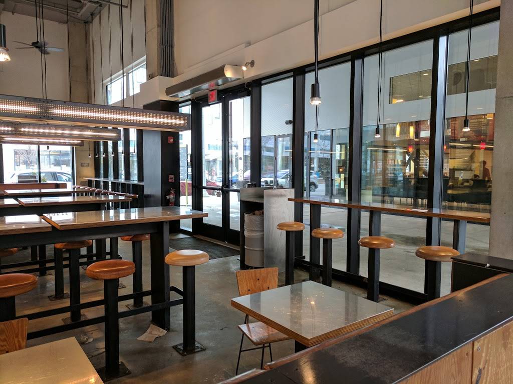 Chipotle Mexican Grill | restaurant | 11452 Euclid Ave, Cleveland, OH 44106, USA | 2164722297 OR +1 216-472-2297