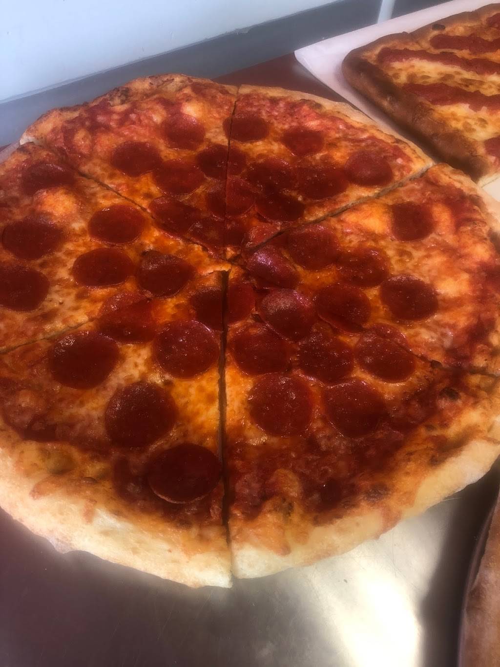 Taylors Neighborhood Pizza & Sandwich Shoppe | meal takeaway | 3017 Watson Blvd, Endwell, NY 13760, USA | 6077852222 OR +1 607-785-2222