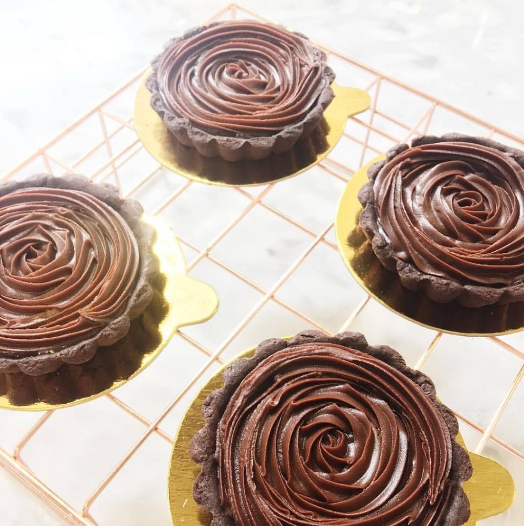 Oui Oui! Macaron | bakery | Emeryville Public Market, 5959 Shellmound St. Shipping Container A., Emeryville, CA 94608, USA | 5107884455 OR +1 510-788-4455