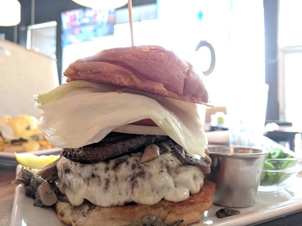 Citizen Burger Bar | restaurant | 1051 N Highland St, Arlington, VA 22201, USA | 7035677401 OR +1 703-567-7401