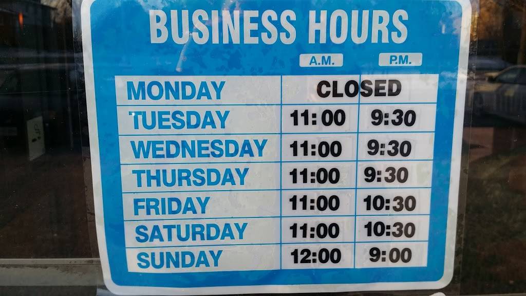 Golden Pine Chinese Restaurant | restaurant | 2 Glenabbey Dr, Courtice, ON L1E 1C1, Canada | 9052405888 OR +1 905-240-5888