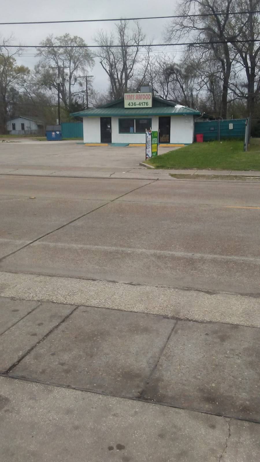 Lynns Seafood | restaurant | 2101 Moeling St, Lake Charles, LA 70601, USA | 3373032280 OR +1 337-303-2280