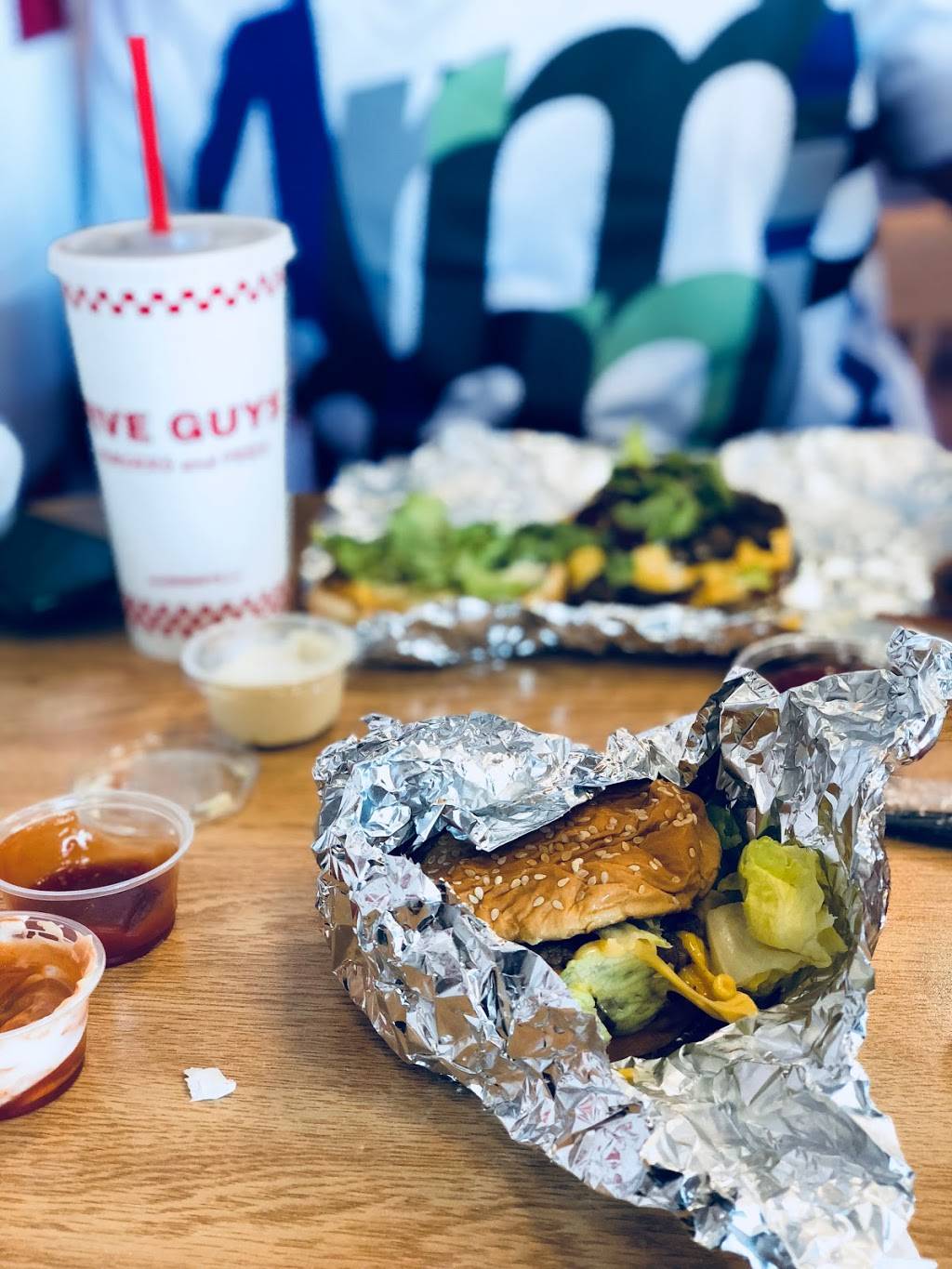 Five Guys | meal takeaway | 260 E Basse Rd, San Antonio, TX 78209, USA | 2108226200 OR +1 210-822-6200