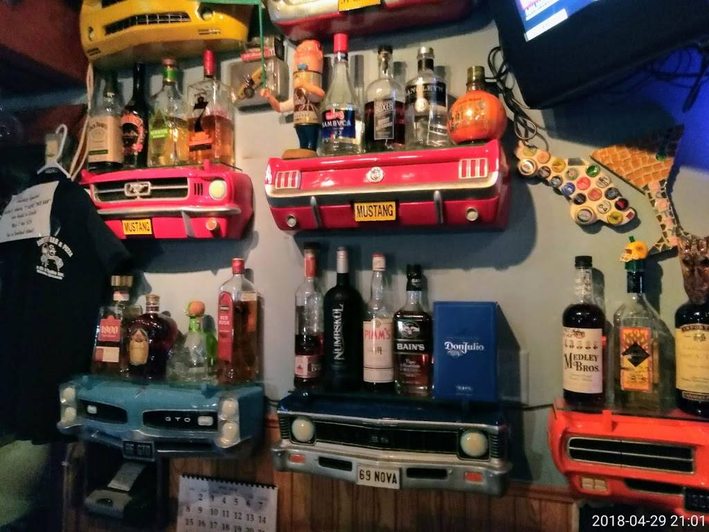 Scottys Bar & Pizza | restaurant | 3921 S Clement Ave, Milwaukee, WI 53207, USA | 4144816060 OR +1 414-481-6060