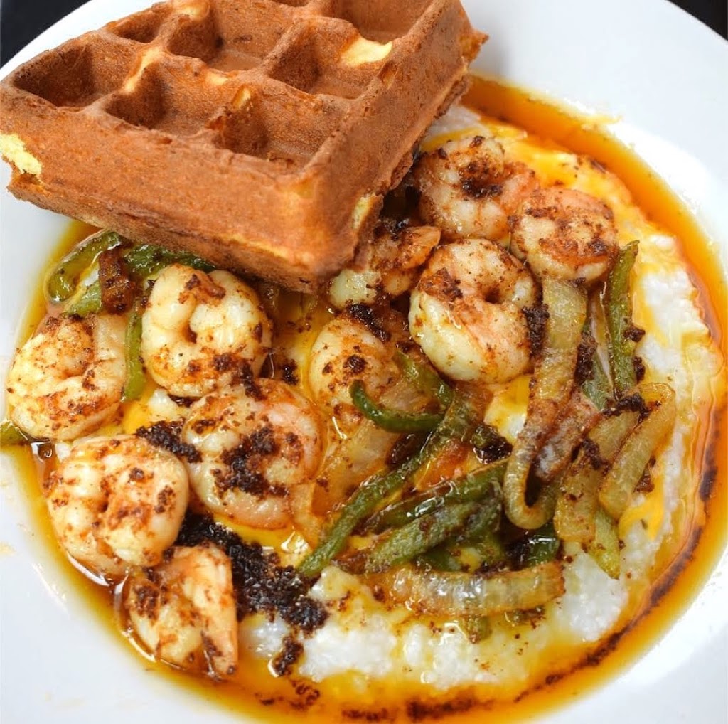 Ma Mommas House at The Pythian Market | restaurant | 234 Loyola Ave #14, New Orleans, LA 70112, USA | 5049202858 OR +1 504-920-2858