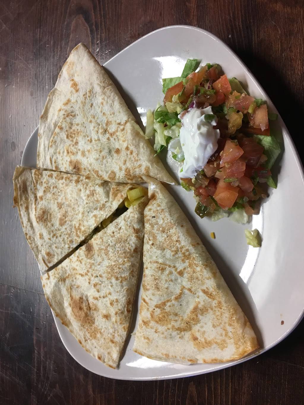 Twisted Cactus Brew & BBQ | restaurant | 4080 W Ray Rd #26, Chandler, AZ 85226, USA | 4804914000 OR +1 480-491-4000