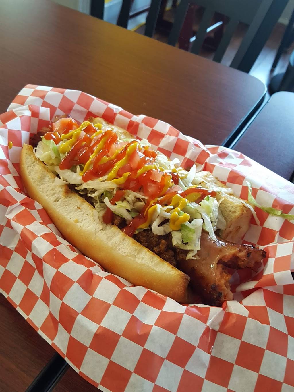 Mr Chill’s First Class Hot Dogs & Sweet’s Pastries | restaurant | 575 S Carrollton Ave, New Orleans, LA 70118, USA | 5045339308 OR +1 504-533-9308