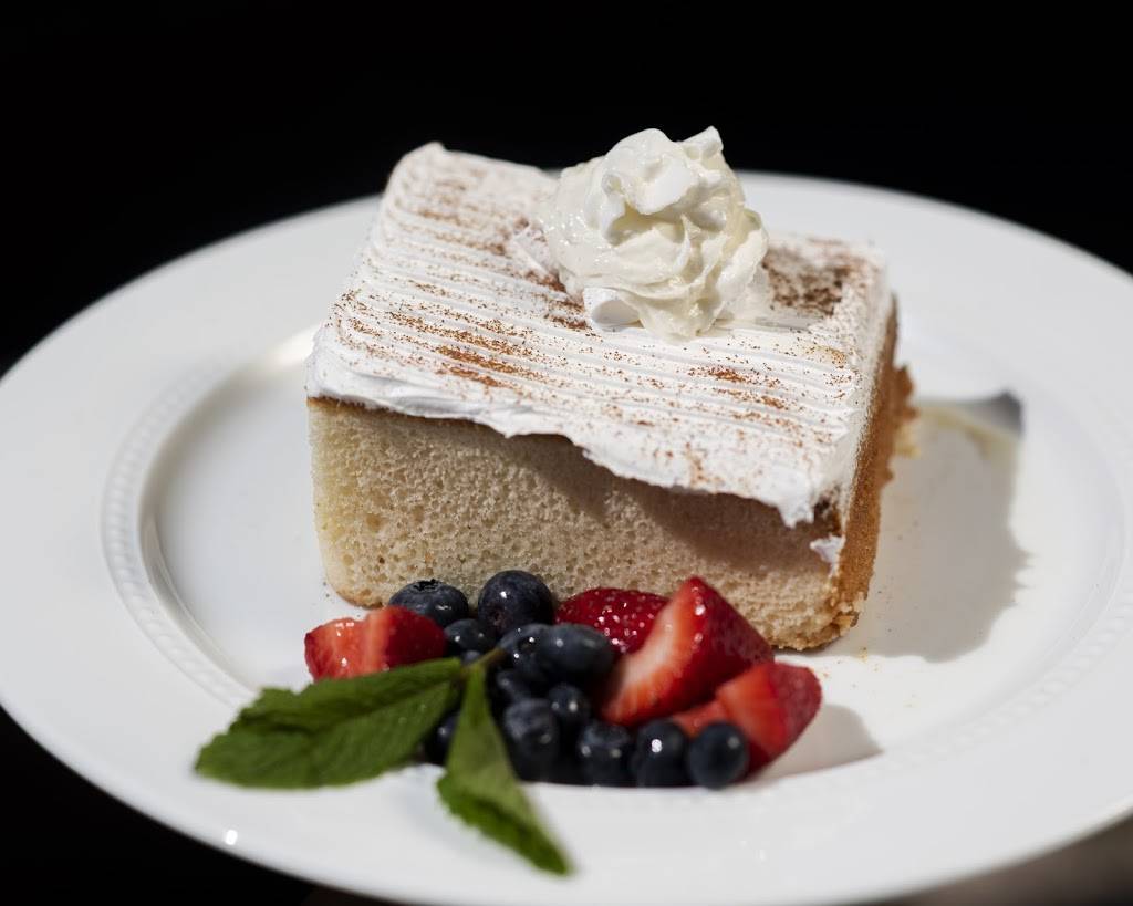 Frida Mexican Cuisine | restaurant | 1150 New Britain Ave, West Hartford, CT 06110, USA | 8603102179 OR +1 860-310-2179