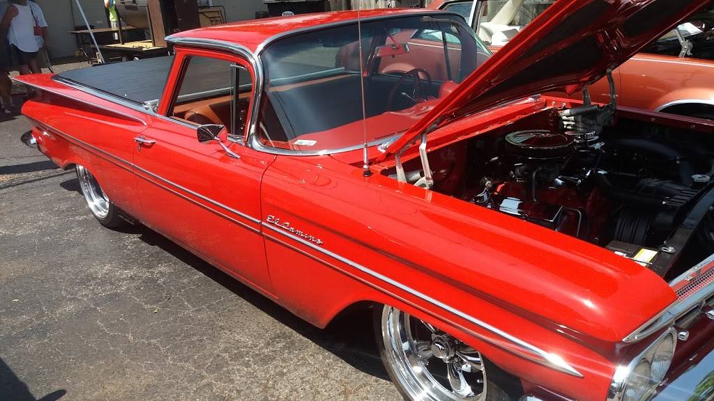 Hello Folks | restaurant | 78 Grand Ave, Fox Lake, IL 60020, USA | 8475878843 OR +1 847-587-8843