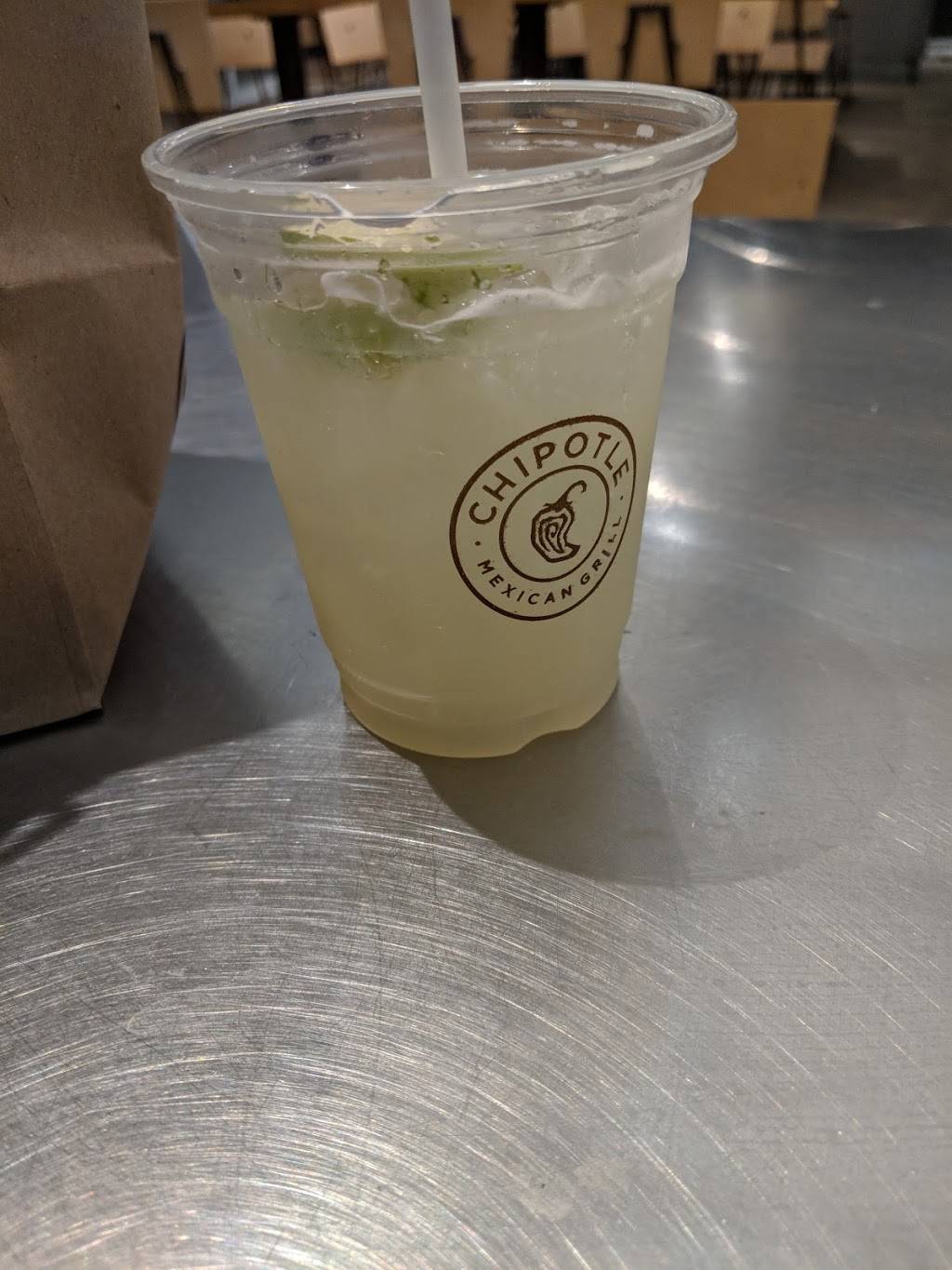 Chipotle Mexican Grill | restaurant | 1211 E St Louis St, Springfield, MO 65802, USA | 4178312159 OR +1 417-831-2159