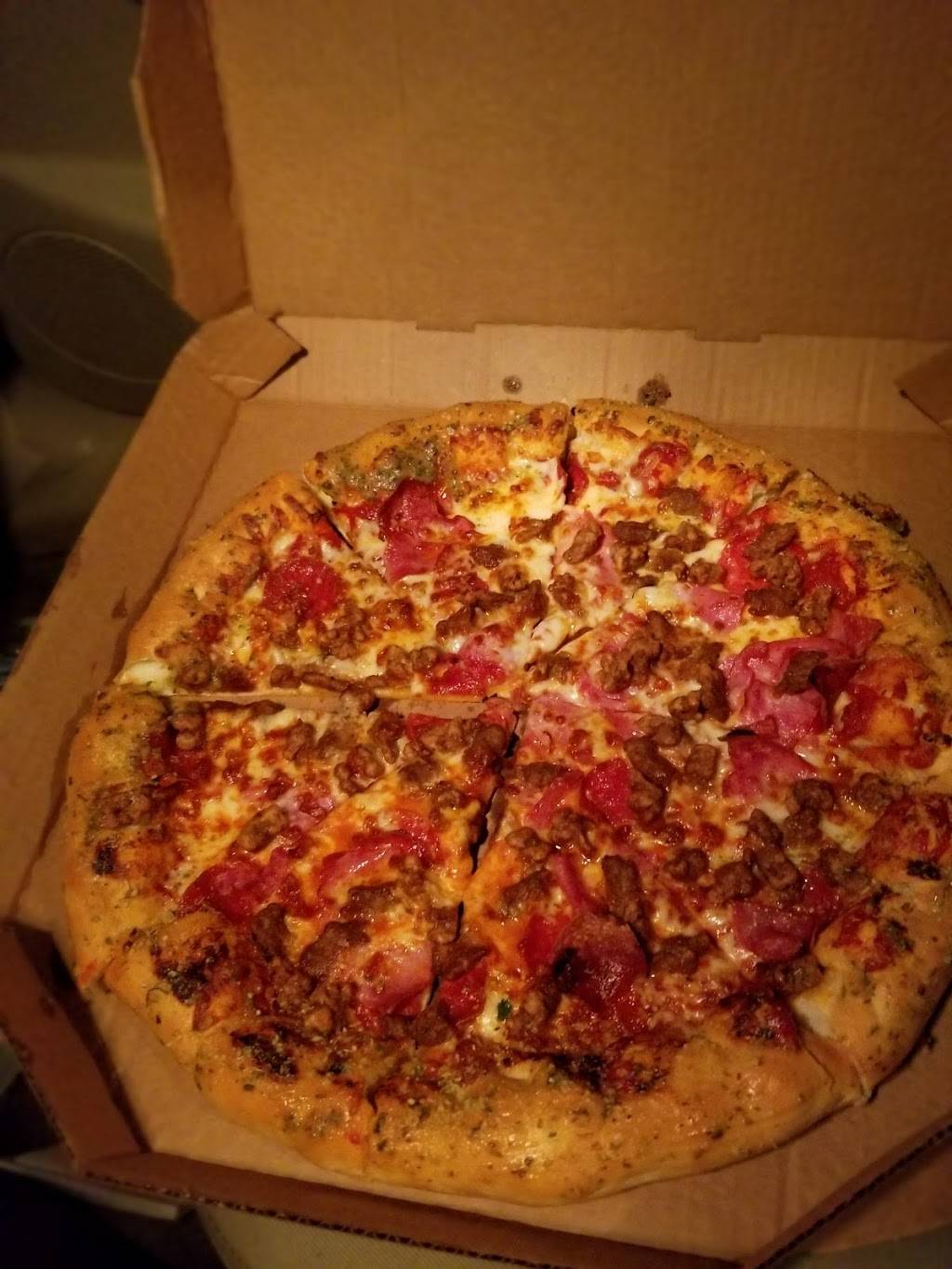 Pizza Hut | restaurant | 16800 Chagrin Blvd, Shaker Heights, OH 44120, USA | 2169216771 OR +1 216-921-6771