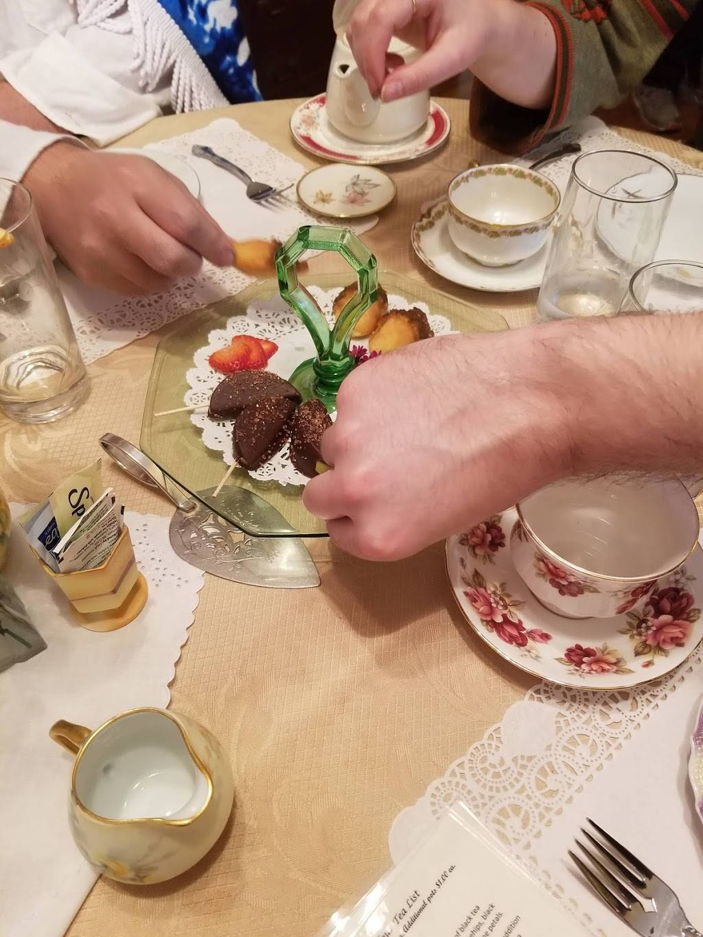 Granite Rose Tea Room | restaurant | 10813 Davis Ave, Woodstock, MD 21163, USA | 4104659116 OR +1 410-465-9116