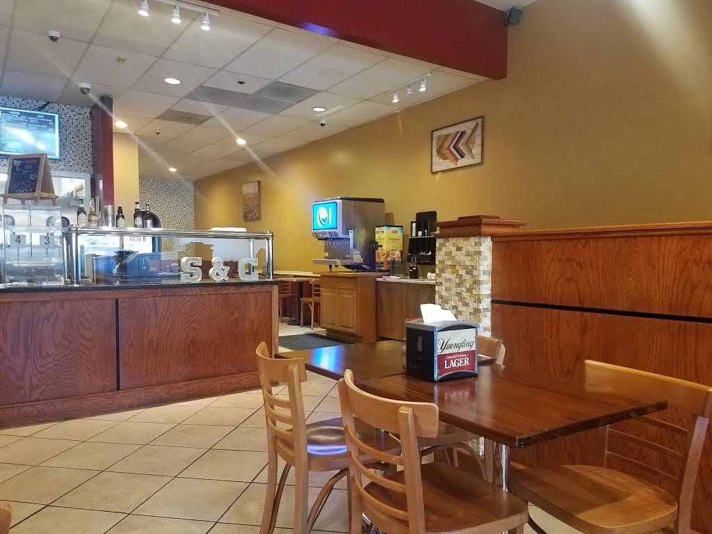 Smith & Clarksons Cafe | restaurant | 6030 Burke Commons Rd H, Burke, VA 22015, USA | 7035437701 OR +1 703-543-7701