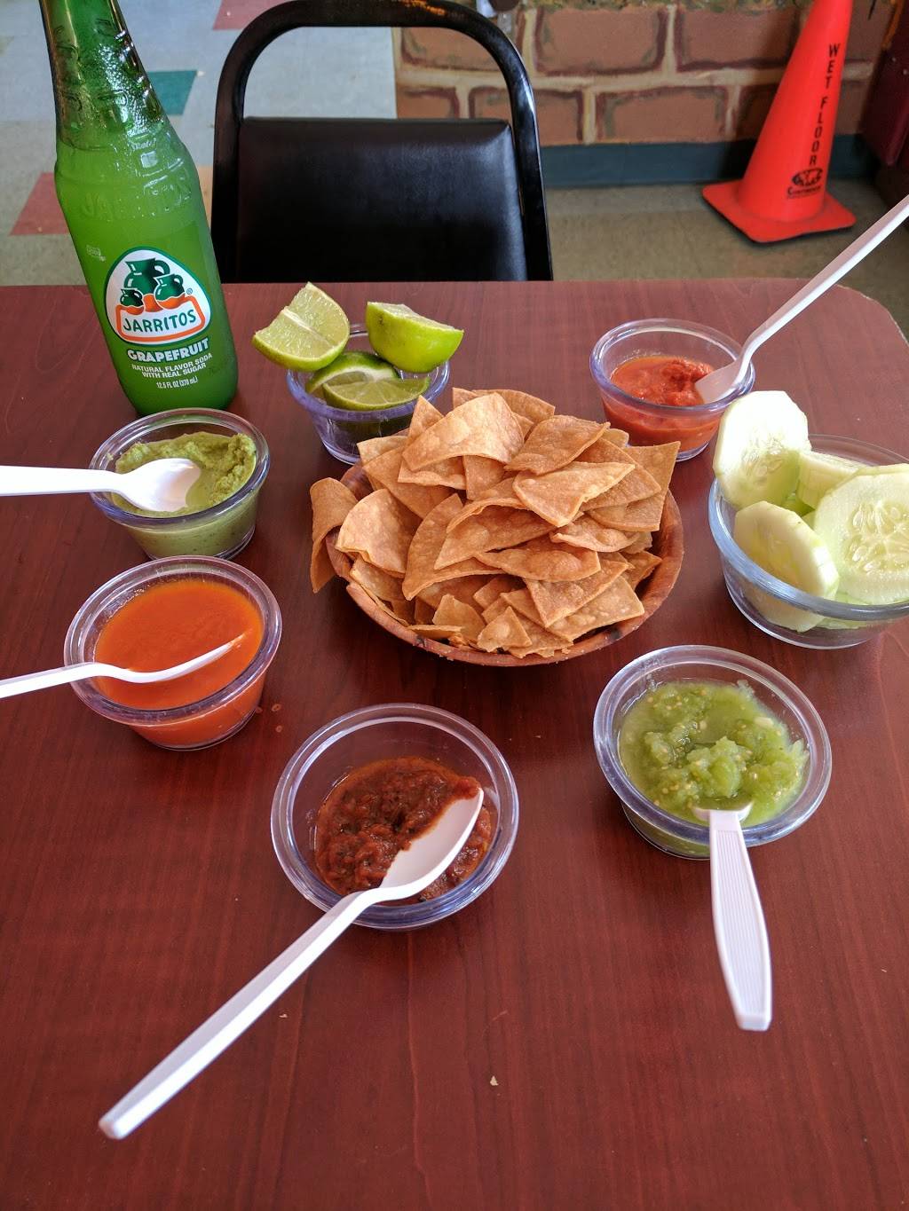 Tacos Garibaldi | restaurant | 707 Front St, Soledad, CA 93960, USA | 8312375232 OR +1 831-237-5232