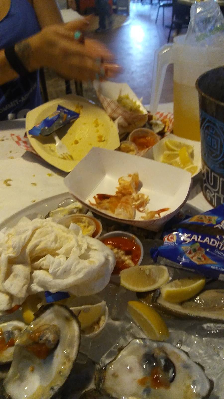 Crawdaddys Downtown | restaurant | 317 N Mesquite St, Corpus Christi, TX 78401, USA | 3618835432 OR +1 361-883-5432